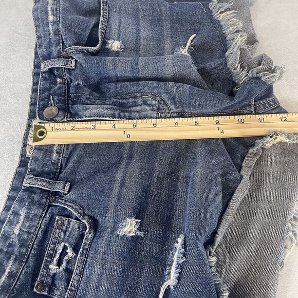 Free People Shorts Sz 30 Blue Denim Distress Ripped Cut Off Festival High Waist - Picture 9 of 9